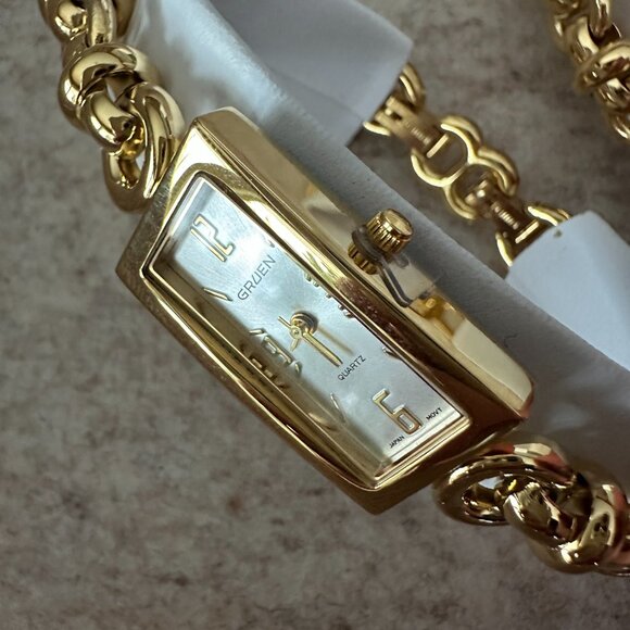 Share Vintage NOS Gruen Gold-Tone Watch, Earrings, & Bracelet Gift Set. Never wo - Picture 11 of 16